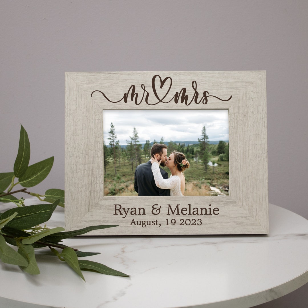 Wedding Picture Frame Personalized Mr & Mrs Picture Frame Custom