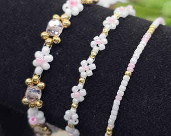 Handmade Daisy Beaded Bracelet Set: Czech Glass, 18k Gold Plated