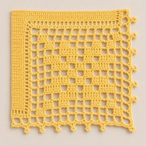 Vintage Filet Lace Crochet Pattern PDF, Corner Insertion & Edging Tutorial, Tablecloth Runner Trim