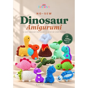 Puede incluir: Una portada de libro titulada No-Sew Dinosaur Amigurumi de Nina A. Iversen con 12 patrones de ganchillo. La portada muestra varias figuras de dinosaurios de ganchillo coloridas y un volcán, con texto que indica tutoriales en video.