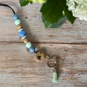 Retractable Silicone Bead Lanyard
