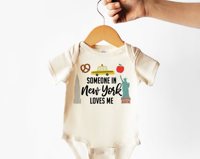 Someone in New York Loves Me Baby Bodysuit