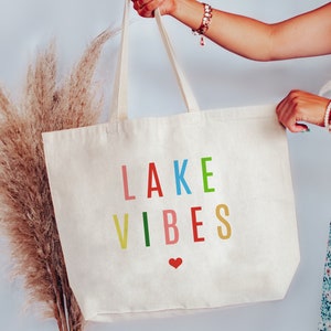 Farbenfrohe Lake Vibes Tragetasche