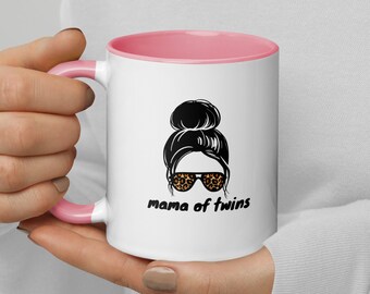 Mamá de taza gemela con color en el interior, regalo de mamá de gemelos, regalo de mamá de gemelos, momia gemela para ser taza, taza de momia gemela, regalo para mamá gemela
