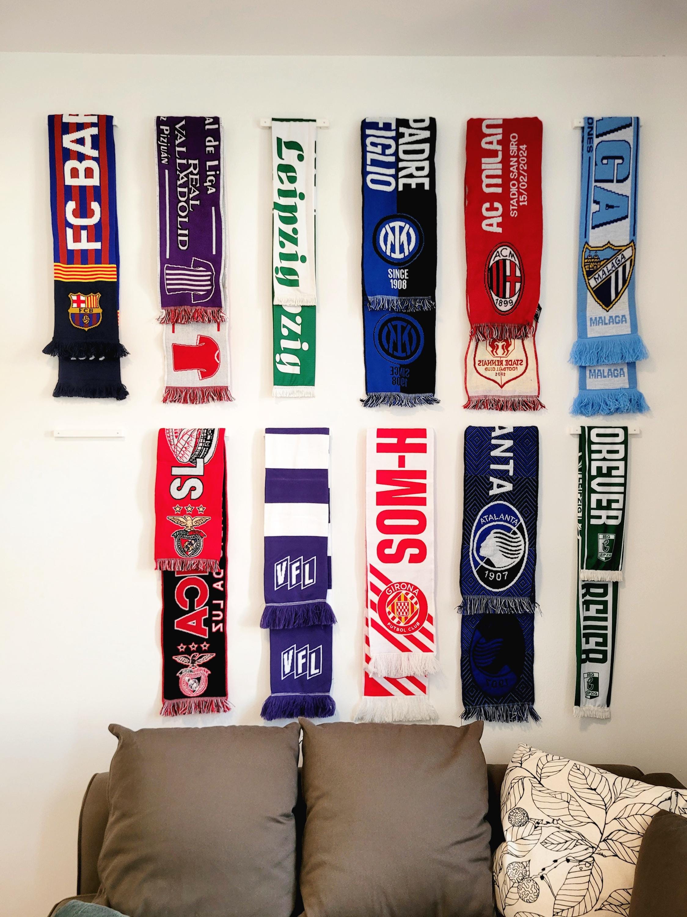 Scarf Holder Incl. Nails | Wall Mount for Soccer, Handball, and