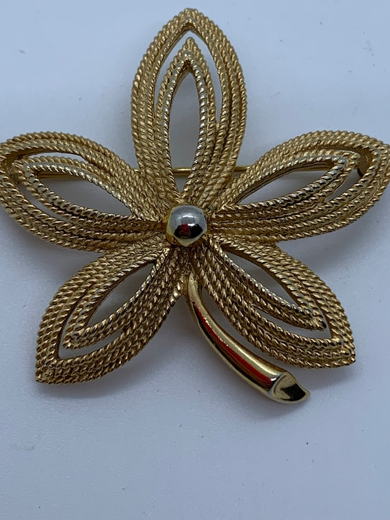Crown Trifari Goldtone Flower Brooch, signed