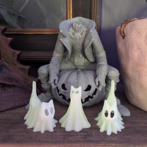 Set of 3 Glow in the Dark Ghost Cats - Spooky Decor for Halloween