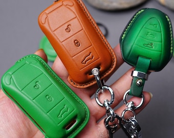 Leather Case for All Porsche Flip Keys (1997–2025) – Fits Cayenne, Boxster, 911, Cayman – Personalized Key Cover with Multiple Color Options