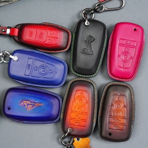 Estuche para llaves de cuero hecho a mano para Ford Mustang Shelby para Dark Horse, Cobra, GT350, GT500, GT, Mach e Super Snake, muchas opciones de colores disponibles.