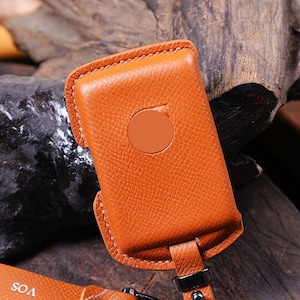Personalize Your Volvos Experience: Handcrafted Leather Key Cases for XC40, XC60, XC90, Elevate Your Keyless Accessories Craftsmanship