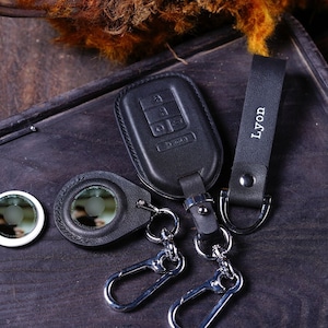 Leather Key Fob Covers Accord, Civic, CR-V, HR-V, Pilot, Trailsport 2014-2020 with Air Tag Keyless Remote Case Keychain Ideal Gifts for Men