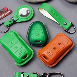 Porsche 2003-2024 Cayenne 718 911 Macan Panamera Leather Key Fob Case for All Models Elegant Accessory Gift for Her Birthday Special
