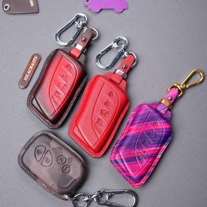 Lexus Rx 350, Rx 450h, Rx 500h,Es, GX, Ls, Lc, UX,  Lx, IS 350, 570 F Sport 2024 Leather Key Fob Cover Case | Keychain Remote Keyless Holder