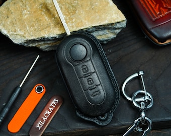 Personalized Leather Key Fob Cover for Fiat 500 500X Panda Punto Tipo Ducato Hand-Sewn Smart Key Case Custom Logo Remote Holder