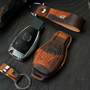 Mercedes GLE-Class Leather Key Fob Case for GLE 350, GLe 450, AMg GLe 53/63, GLC 300, GLc 43. Personalized in multiple colors upon request.