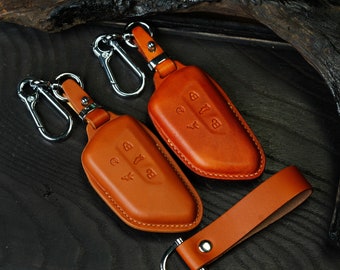 Volkswagen Tiguan Leather Key Case - Handmade for Tiguan R, Allspace, eHybrid, Fits ID.4, Teramont 2007-2025 Smart Key Holder & Accessories