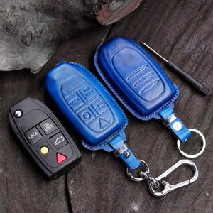 All Volvo 2004–2015 Leather Key Fob Cover for S40 S60 S80 XC90 XC60 XC70 V90 V60 V50 C30 C70 – Handmade, Multi-Color, Custom Embossed Logo