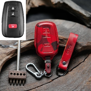 Camo Leather Key Fob Cover for RAV4 4Runner TRD Pro Camry Corolla GT86 Keyless Remote Holder with Keychain Clip, Clasp, Strap