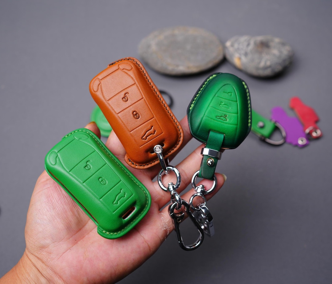 Leather Flip Key Case Fits Cayenne, 911, Boxster Taycan Cayman Macan ...