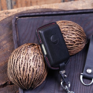 All Volvo Leather Key Case – Personalized Cover for XC90 EX90 XC60 XC40 EX30 EX40 S60 ES90 S60 – Handmade Smart Fob Holder for Polestar2 3 4