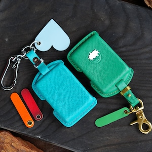 All Volvo 2004–2025 Leather Key Fob Cover for XC90 XC60 XC40 S60 V60 V90 C40 EX30 – Handmade Calf Epsom Leather, Multi-Color, Custom Logo