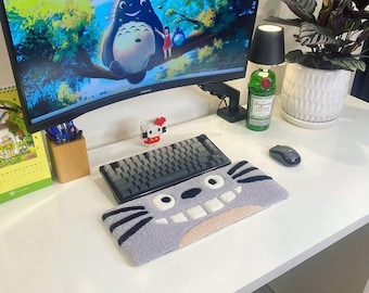 Apoio de pulso para teclado com estampa do Totoro do Studio Ghibli | Suporte fofo para teclado mecânico de anime | Decoração aconchegante para mesa de escritório | Tapete para presentear namorado gamer