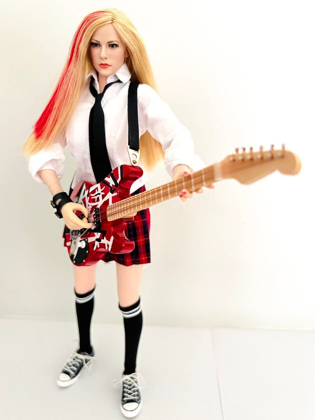 Avril Lavigne ONE OK ROCK フィギュア 人気】Funko Popファンコ