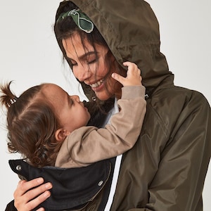 Babywearing rain poncho 2025