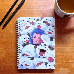 Quaderno A5 ad anelli con fanart ispirata (serie Arcane e Videogioco League of Legends) – Idea regalo kawaii, Jinx e Poro, carta a righe