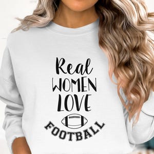 Les vraies femmes aiment le football SVG, conception numérique de sport, clipart football, art sportif féminin, football SVG, téléchargement immédiat