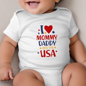 Ik hou van mama, papa en de VS patriottische digitale print, Family Love USA afdrukbare muurkunst, kinderkamer decor, 4 juli decor