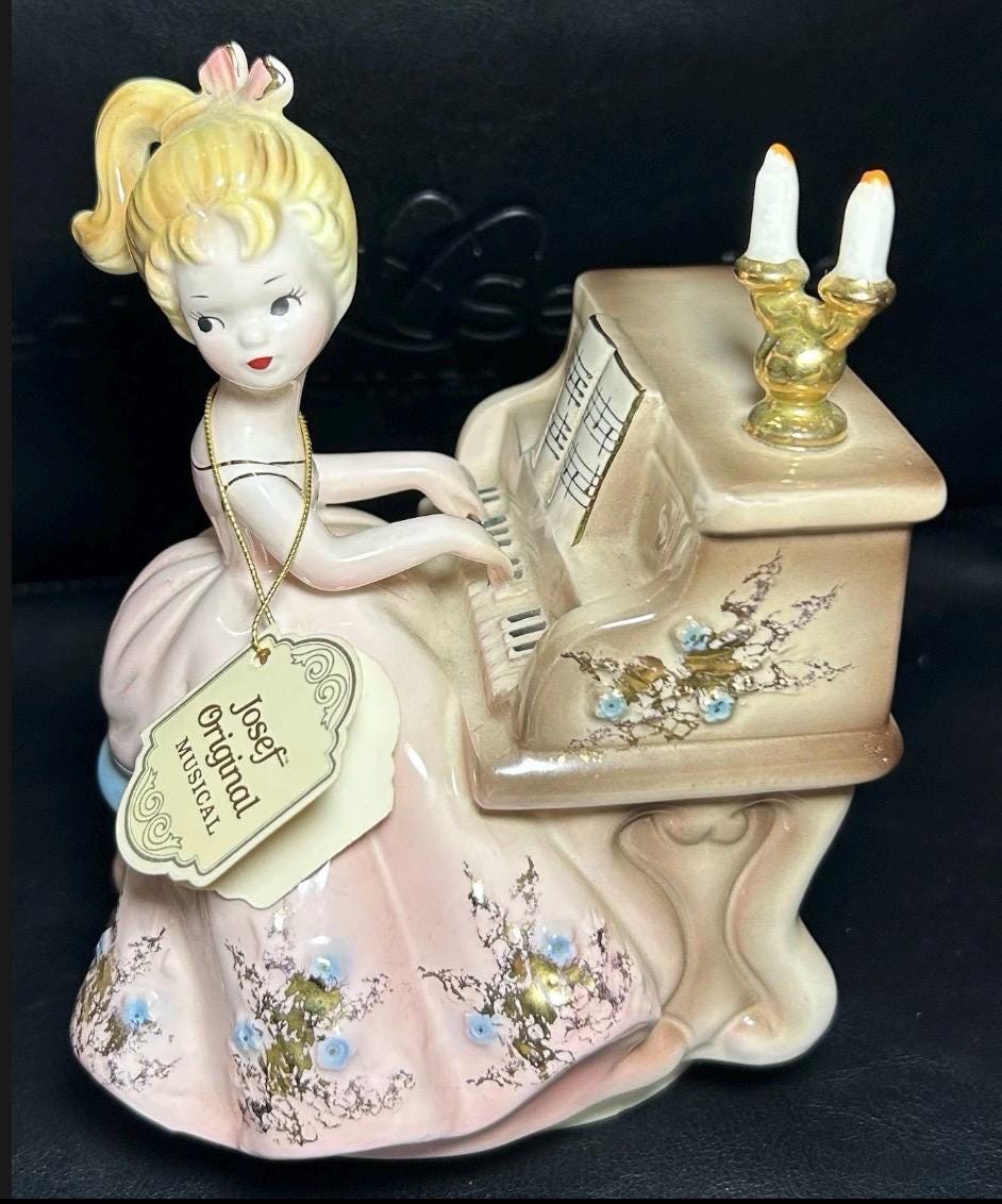 il_fullxfull.7327052784_13sf.jpg Joseph Originals October Figurine Music Box October Come To Cabaret Green Lady main image 0