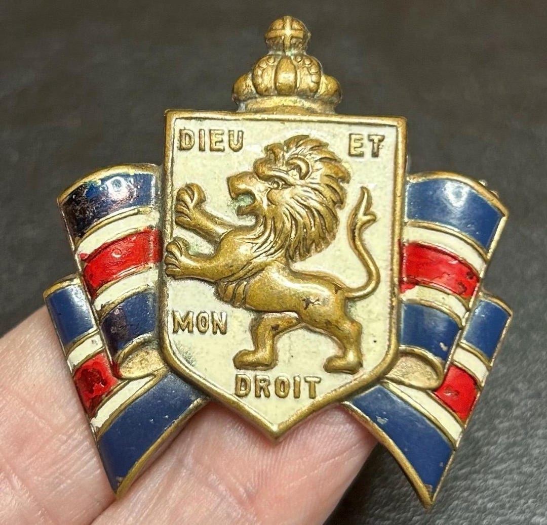 Antique Accessocraft Patriotic Coat of Arms WW11 War Relief Society ...