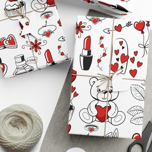 Valentine&#39;s Day Gift Wrapping Paper, Lipsticks & Teddy Bears on Heart Pattern,Ideal for Valentine&#39;s Day Surprises, Chic Gift Wrapping Sheets