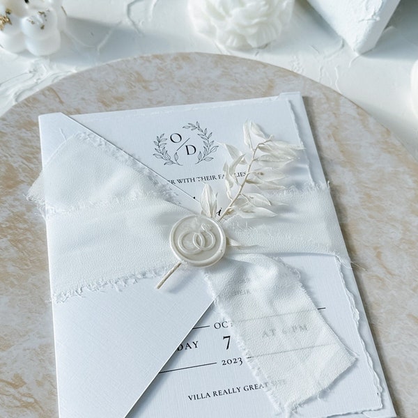Personalized wedding invitation on textured paper with dried flowers | Deckled Edge Paper | Silk bow | Ruscus | Wax seal