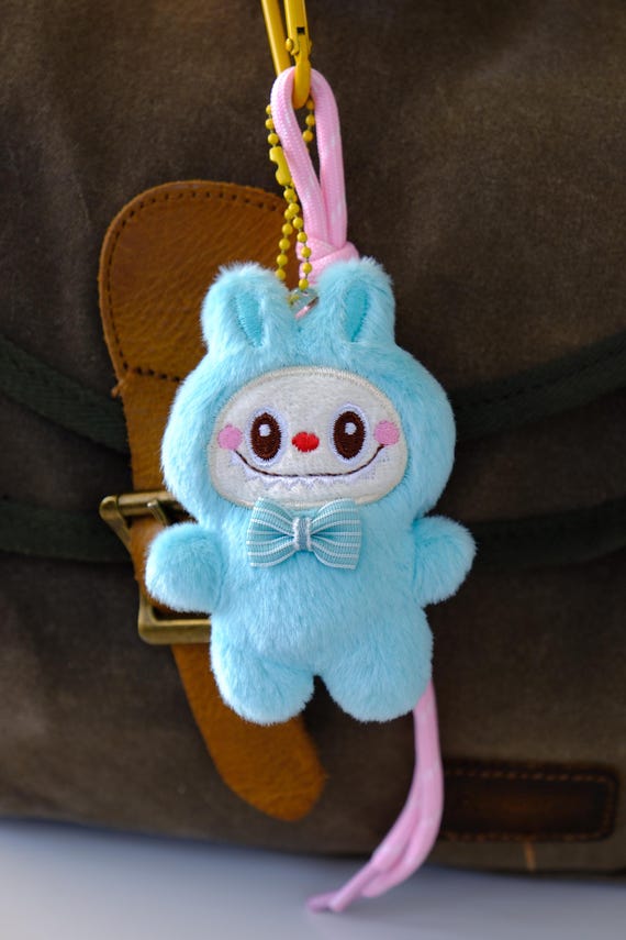 ラブブ　ぬいぐるみ　チャーム　カーホルダー ラブブぬいぐるみ、ラブブぬいぐるみバッグチャーム、ラブブミニ