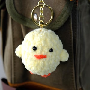 Handmade Crochet Chick Plush, Cute Amigurumi Baby Chick Toy, Kawaii Keychain & Bag Charm, Mini Yellow Bird Gift, Soft Handmade Decor