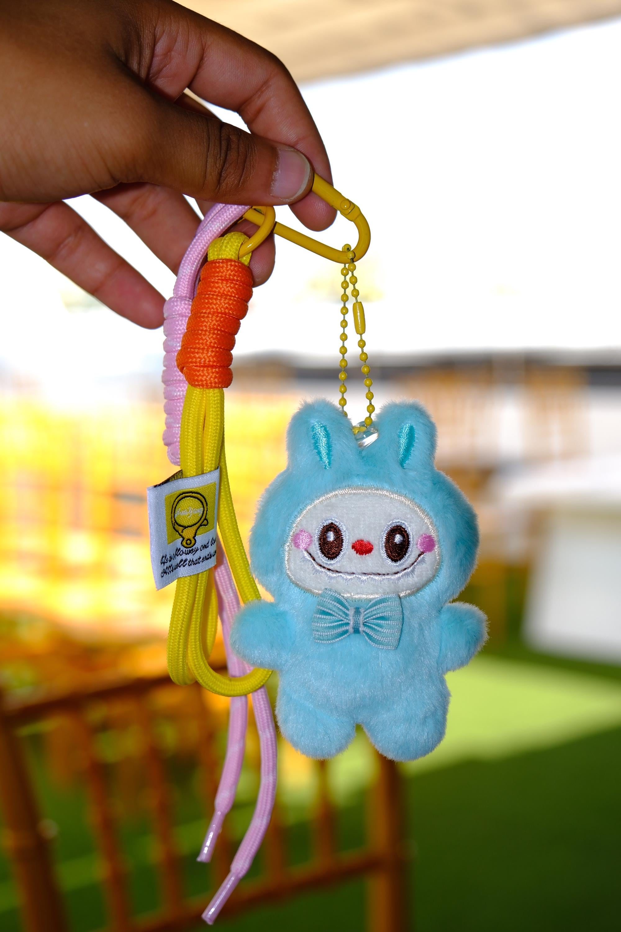 ラブブキーホルダー、ラブブチャーム、かわいいラブブ