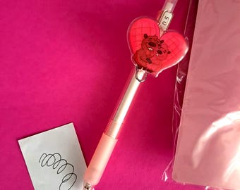 Valentines Day Pen - Beaver Couple