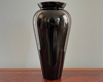 Vintage Art Deco Black Ceramic Haeger Vase