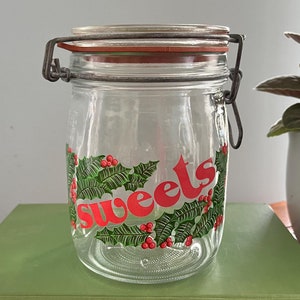 Vintage 70&#39;s Carlton Glass Christmas/Holidays Glass Candy &quot;Sweets&quot; Jar, 3/4 Liter with Hinged Lid