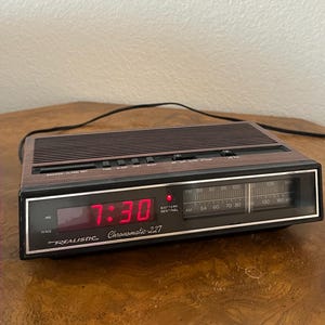 Vintage Rare Radio, Alarm, Chronomatic, Realistic 227