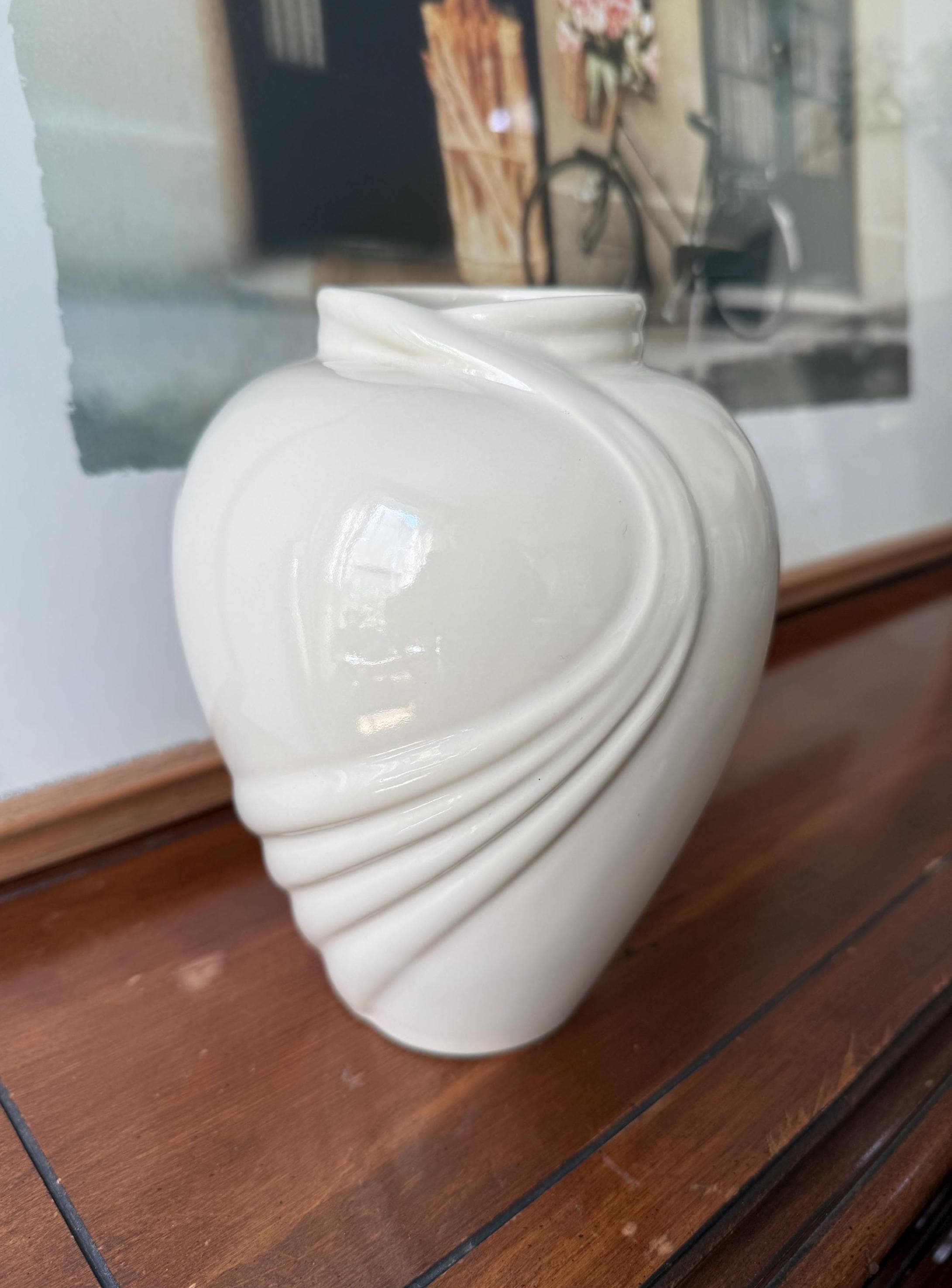 Art Deco 80s Vase - Etsy