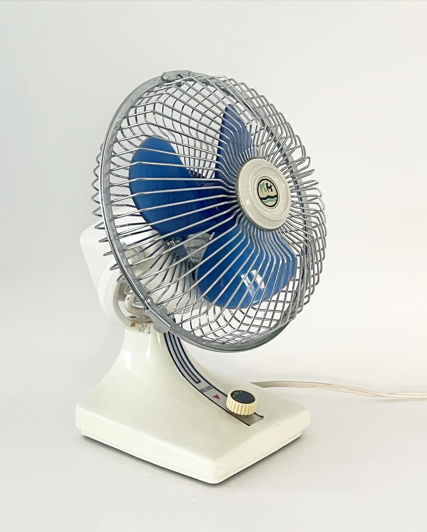 Vintage 80s KH Fan: Small Blue & White Desk Fan - Etsy