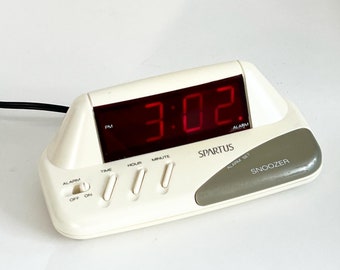 Vintage Spartus Snoozer Alarm Clock