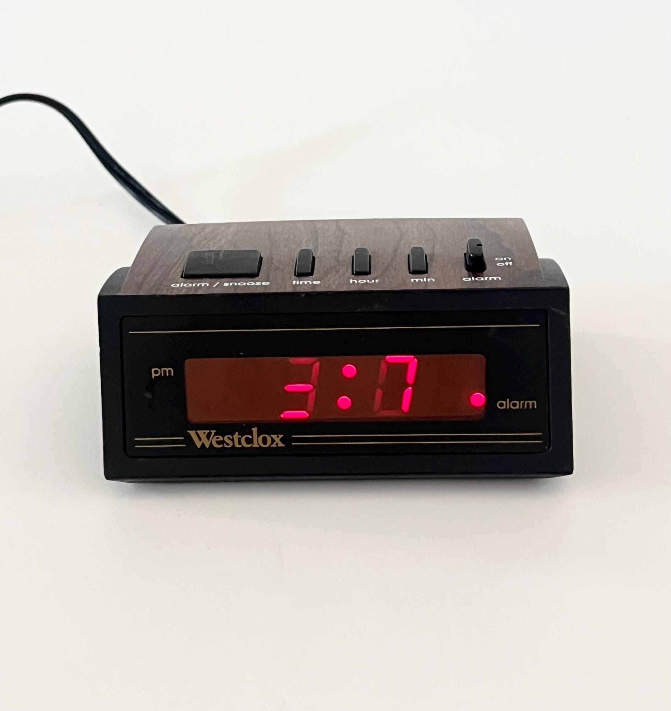 Mini Radio-réveil Vintage Années 80 Noir – Fonctionne Avec Alarme