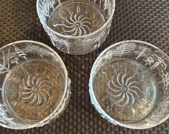 Set of 3 Vintage 4” Iittala Oiva Toikka Flora Small Clear Glass Dessert/Nut/Fruit Bowls