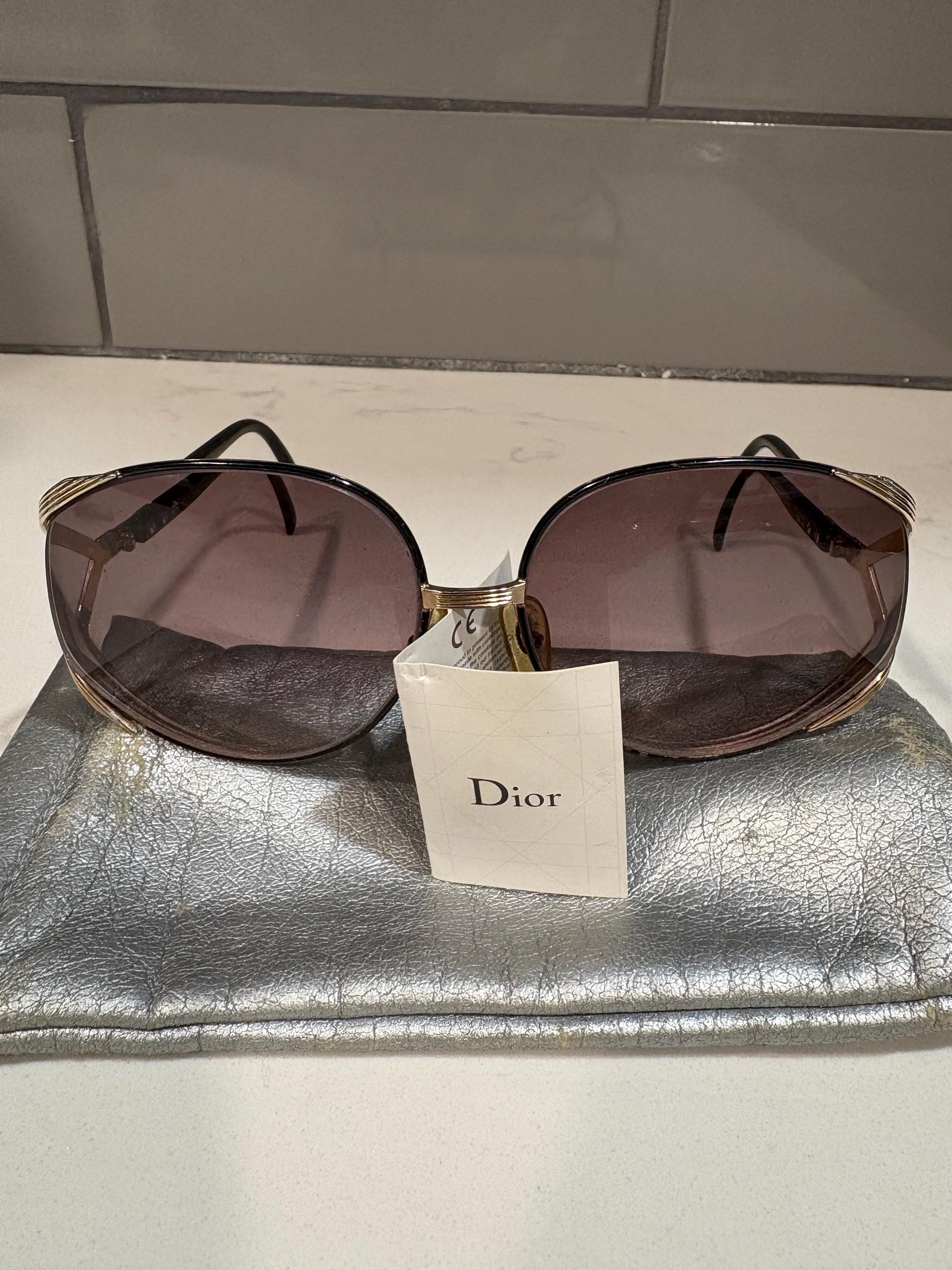 Vintage Christian Dior 2250 Butterfly Sunglasses – Black Enamel & Goldtone Christian Dior 2250 48 Gold Black Oversized Butterfly  main image 2