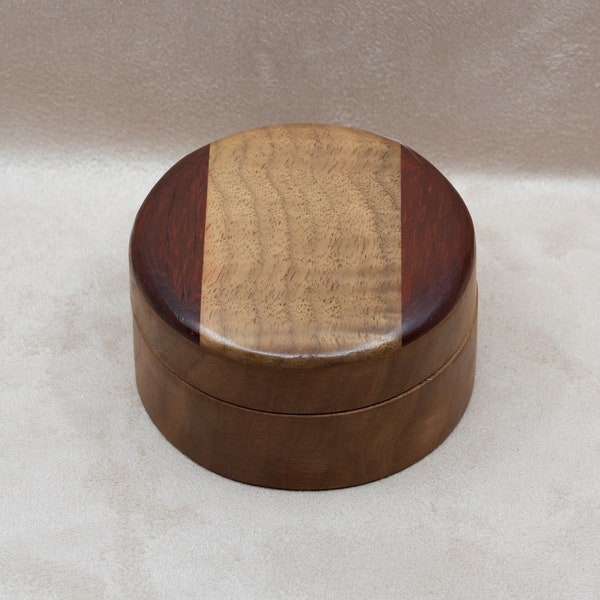 Small Round Box | Jewelry Box | Keepsake Box| Organizing Box | Small Box | Decorative Box | Hardwood Box