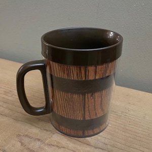 Vintage Thermo-Serv Coffee Mug Wood Barrel Insulated